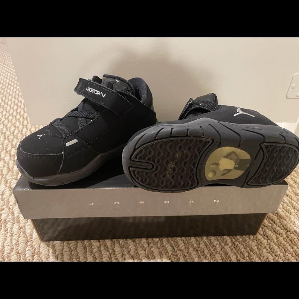 Jordans sneakers, child size 7. Like new, in box.
